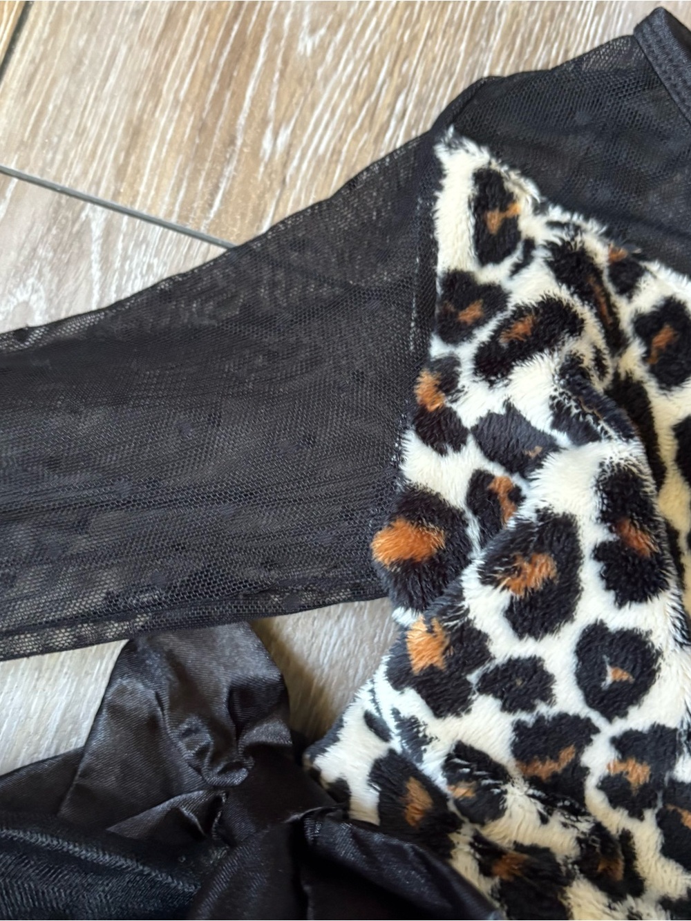 Chasing Fireflies Leopard Dress - Picture 2 of 6